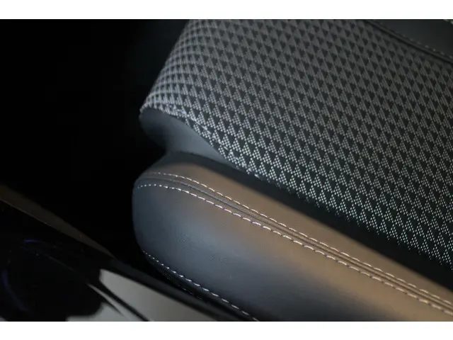 Peugeot e-208 EV GT Pack 50 kWh | PANO | 2022 Elektrisch 57