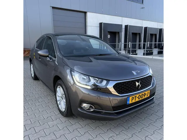DS DS 4 1.2 Chic 2017 | Airco | Leder | NW APK ! 2017 Benzine 2