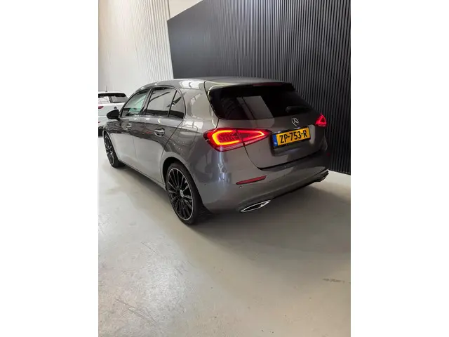Mercedes-Benz A-Klasse 180 d Premium Plus 2018 Diesel 4