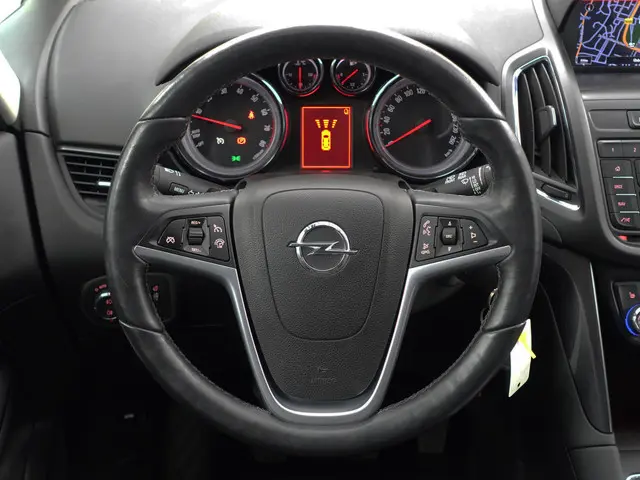 Opel Zafira Tourer 1.4 Innovation OPC- 2016 Benzine 14