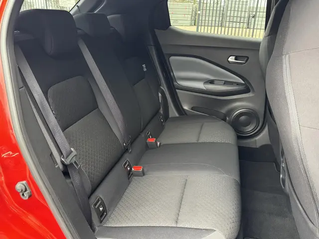 Nissan Juke 1.0 DIG-T N-CONNECTA 2020 Benzine 12