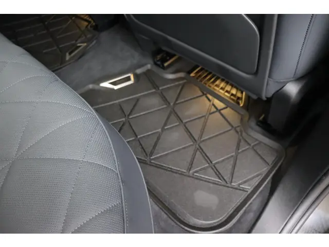 BMW iX M60 High Executive 112 kWh 2023 Elektrisch 14