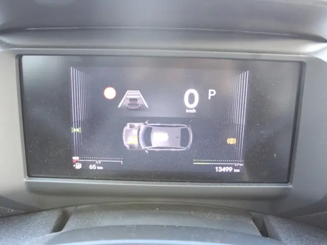 Citroën C4 HYBRID 145 BUSINESS 2025 Hybride Benzine 17