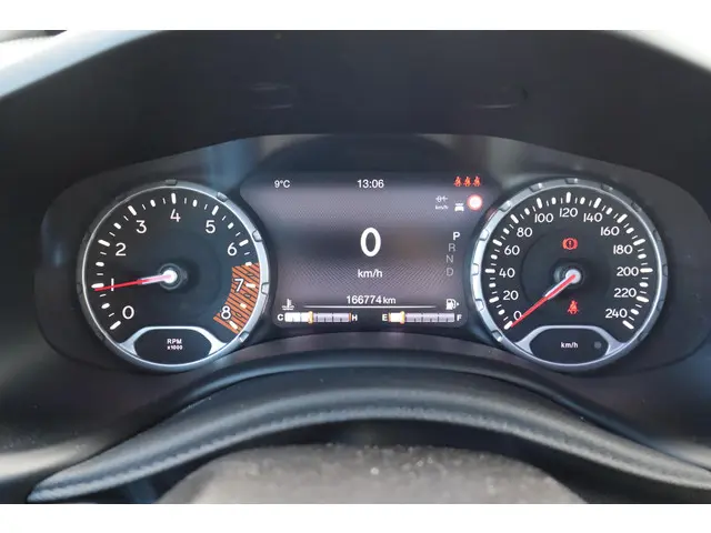 Jeep Renegade 1.3T Freedom 2019 Benzine 25