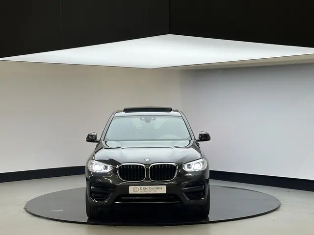 BMW X3 xDrive30i High Executive 2018 Benzine 28