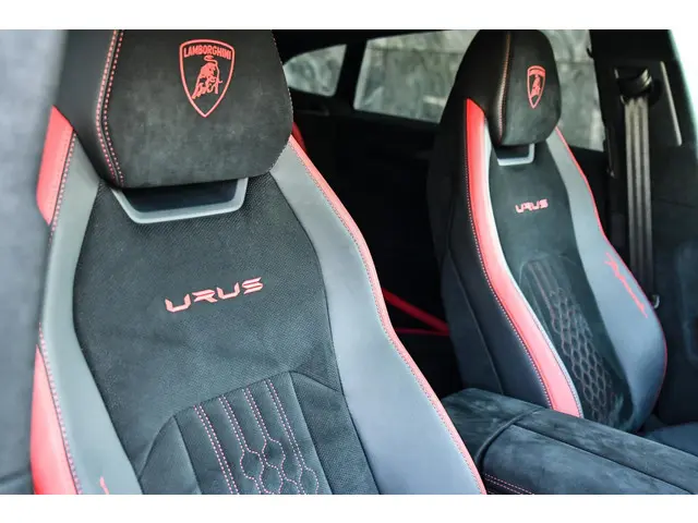 Lamborghini Urus 4.0 V8 Performante 2024 Benzine 11