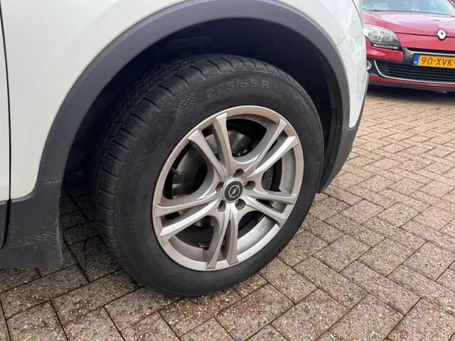 Opel Mokka 1.4 T Cosmo 4x4 2013 Benzine 10