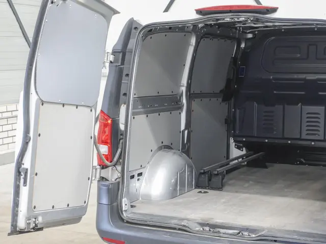Mercedes-Benz Vito Functional Lang 2020 Diesel 9