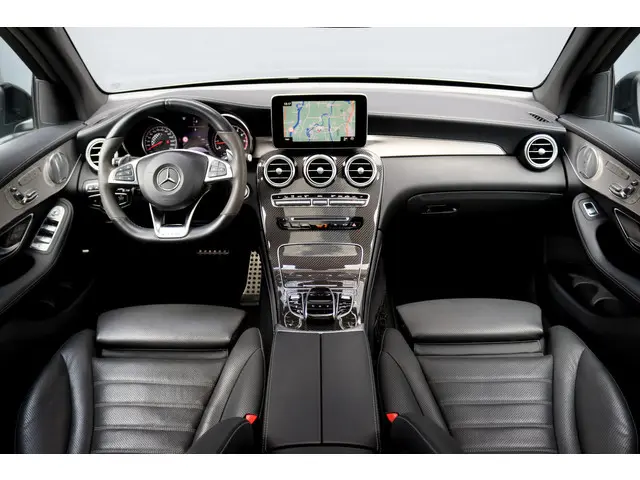 Mercedes-Benz GLC 2