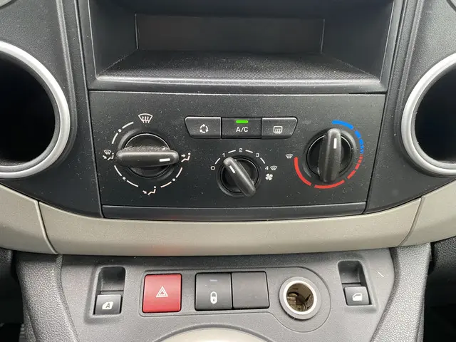 Citroën Berlingo 1.6 VTi Tendance 2013 Benzine 25