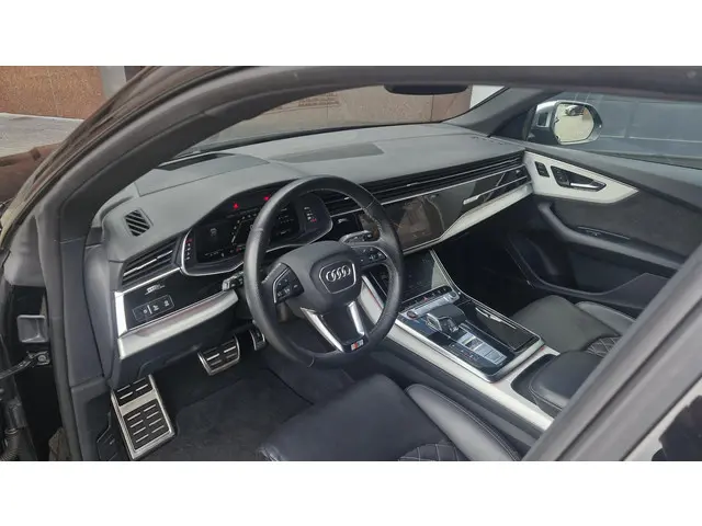 Audi SQ8 4.0 TFSI SQ8 quattro 2022 Benzine 9