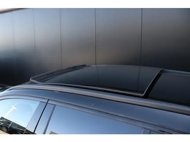 Mercedes-Benz C-Klasse Estate AMG 63 2018 Benzine 18