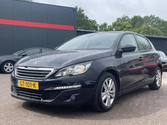 Peugeot 308 2