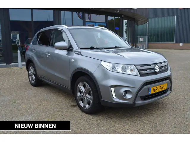 Suzuki Vitara 1.6 Exclusive 2015 Benzine 3