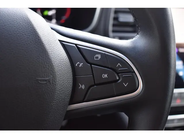 Renault Mégane Estate TCe 140 EDC Techno 2023 Benzine 22