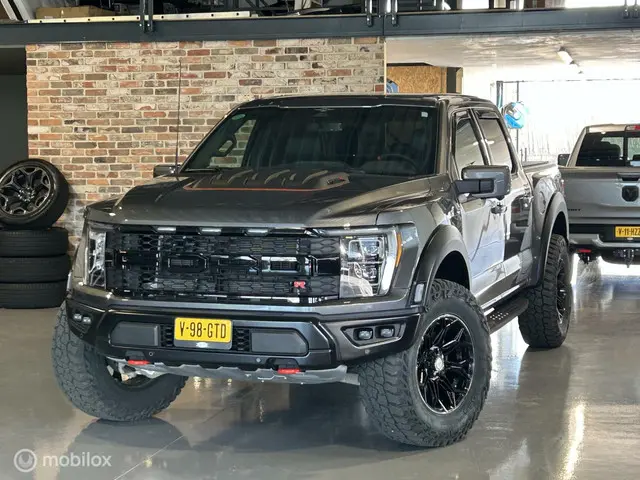 Ford F-150 USA Raptor R 2023 Benzine 4