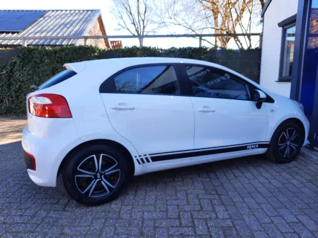Kia Rio 1.2 CVVT ComfortLine 2016 Benzine 4