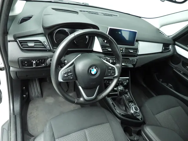BMW 2 Serie Gran Tourer 216i 7p. 2020 Benzine 6