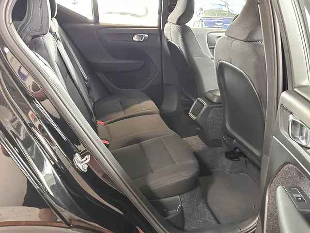 Volvo XC40 1.5 T3 2019 Benzine 17