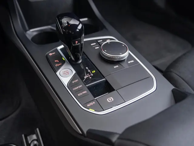 BMW 1 Serie 118i 2022 Benzine 23