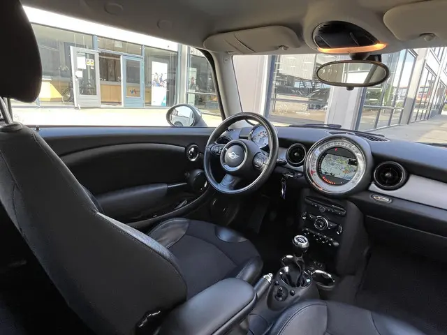 MINI One 1.6 Chili 2014 Benzine 28