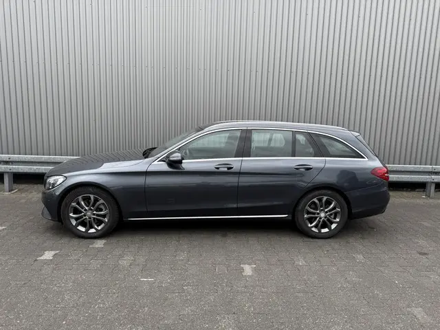 Mercedes-Benz C-Klasse Estate 180 Edition 1 2015 Benzine 9
