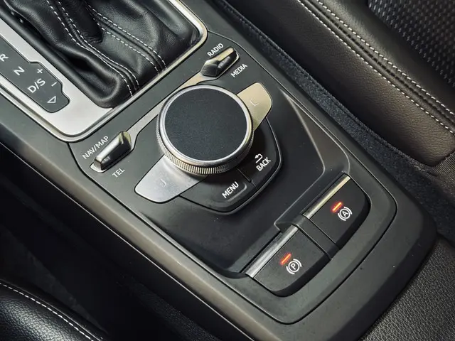 Audi Q2 35 TFSI S Edition S-Line (2x) 2023 Benzine 25