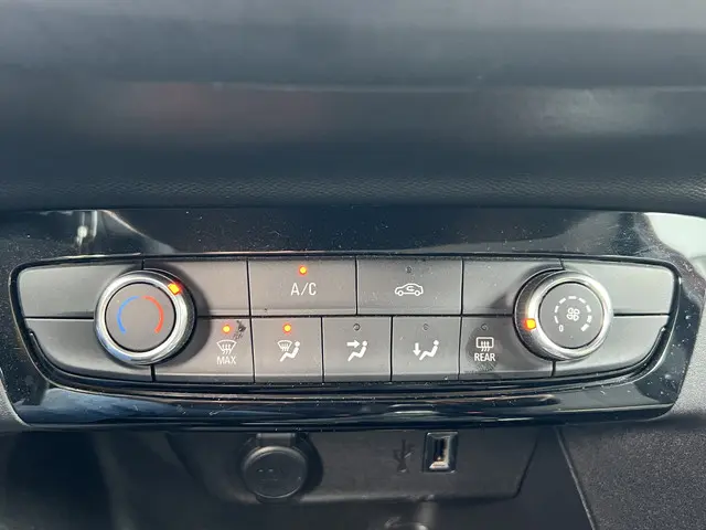 Opel Corsa 1.2 5 Drs Edition 2020 Benzine 19