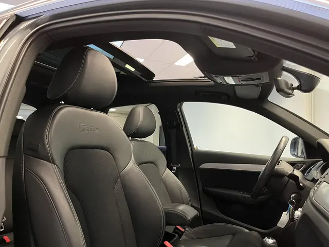 Audi Q3 1.4 TFSI CoD S-line 2018 Benzine 13