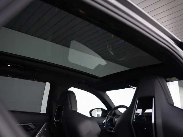 BMW M5 Touring 2025 Hybride Benzine 31