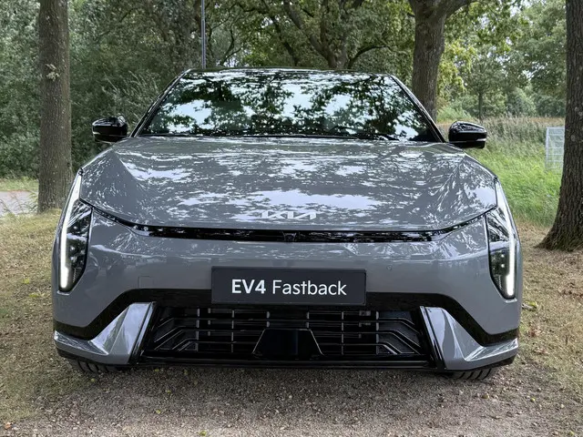 Kia EV4 GT-PlusLine 81.4 kWh 2025 Elektrisch 4