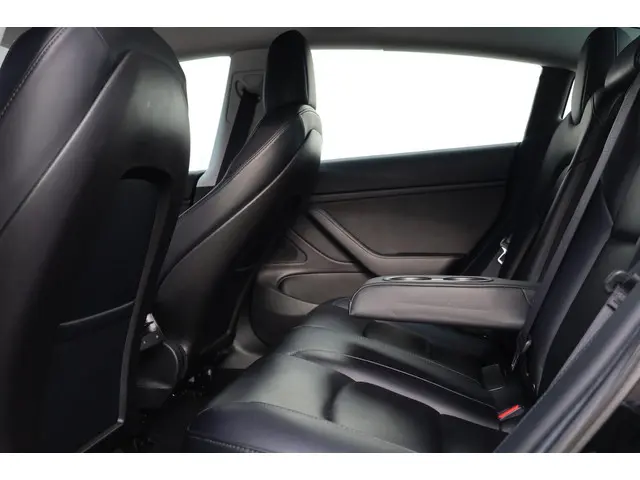 Tesla Model 3 Long Range AWD 75 kWh 2019 Elektrisch 12