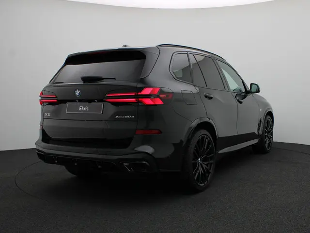 BMW X5 xDrive50e 2025 Hybride Benzine 2