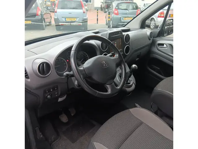 Peugeot Partner Tepee 1.2 PureTech Active 2017 Benzine 6