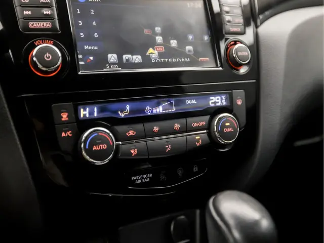 Nissan QASHQAI 1.2 Connect Sport 2014 Benzine 10