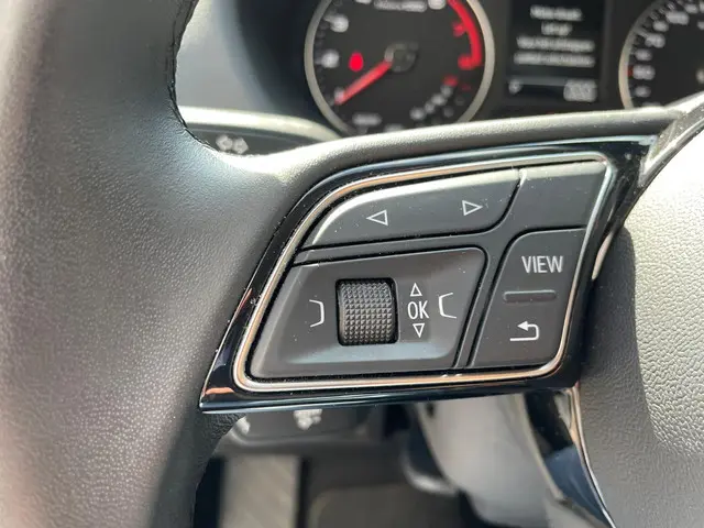Audi Q2 35 TFSI S Edition 2024 Benzine 14