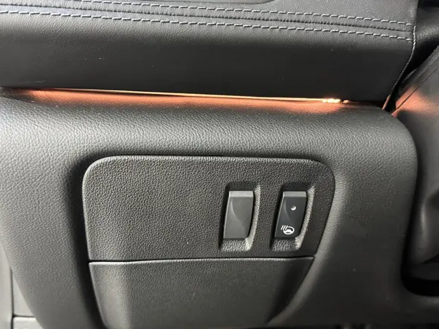 Renault Talisman 1.8 TCe Initiale Paris 2020 Benzine 28