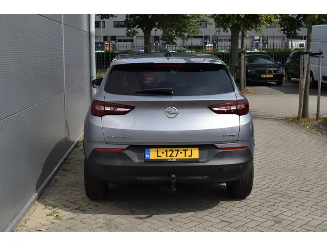 Opel Grandland X 1.2 Turbo Edition 2021 Benzine 6