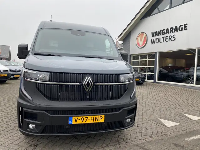 Renault Master T35 2.0 dCi 150 L2H2 Extra 2024 Diesel 4