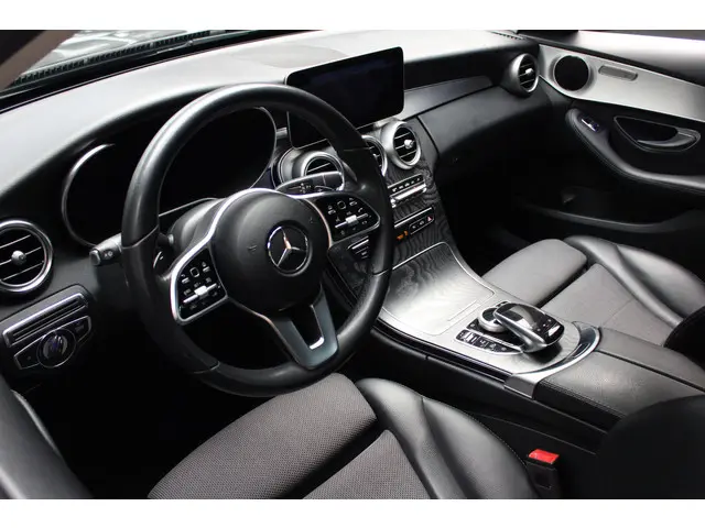 Mercedes-Benz C-Klasse 2