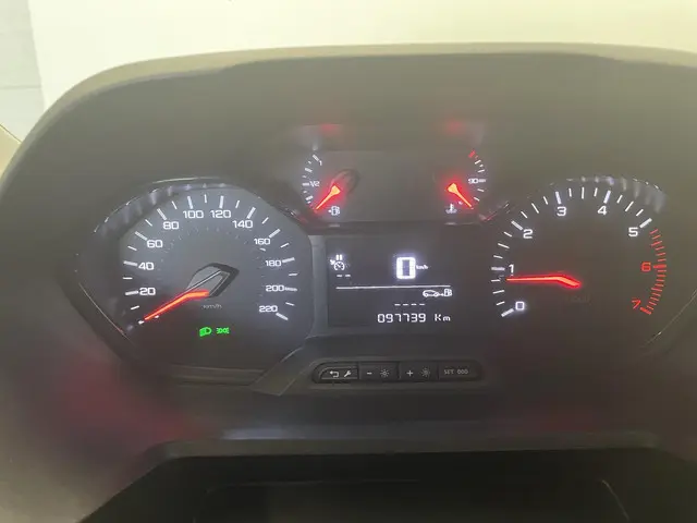 Peugeot Partner 1.6 BlueHDI Premium 2019 Diesel 26