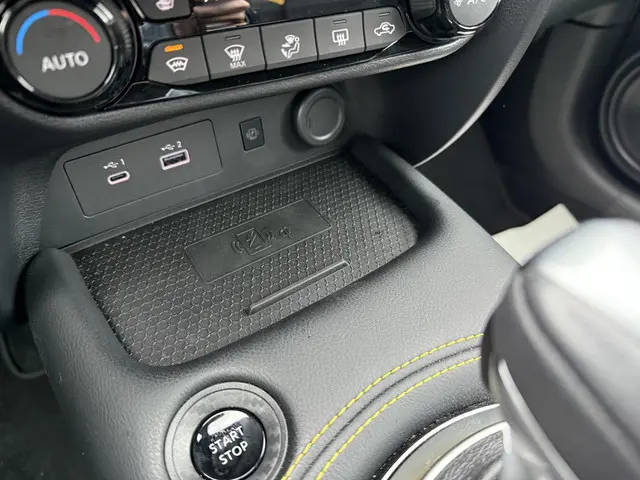 Nissan Juke 1.6 Hybrid N-Sport 2024 Hybride Benzine 30