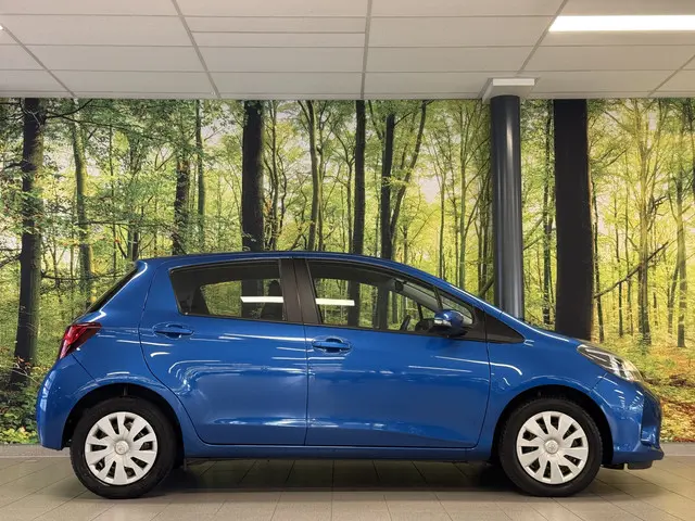 Toyota Yaris 1.0 VVT-i Style 2015 Benzine 4