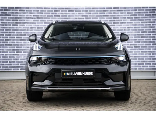 Lynk & Co 01 Plug-in Hybrid 2022 Hybride Benzine 9