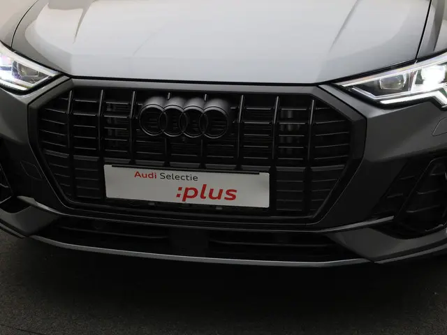 Audi Q3 35 TFSI/150PK S Line 2024 Benzine 36