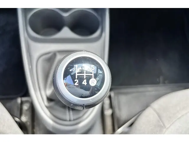 Toyota Aygo X 1.0 VVT-i MT Play 2024 Benzine 27