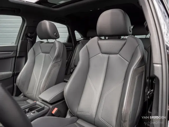 Audi Q3 Sportback 35 TFSI S-Line 2022 Benzine 3