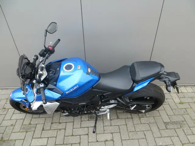 Suzuki GSX S950 2022 Benzine 13