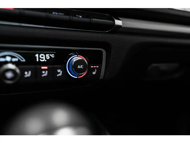 Audi S3 2.0 TFSI S3 quattro Pano B&O Camera 2017 Benzine 27