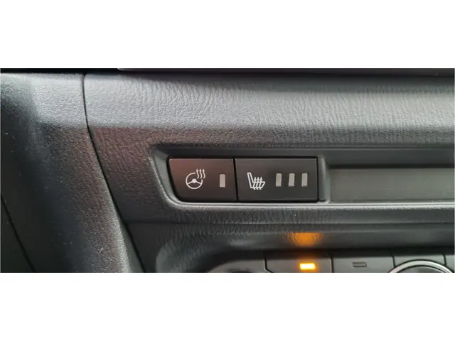 Mazda 3 2.0 SkyActiv-G 120 SkyLease+ 2018 Benzine 8
